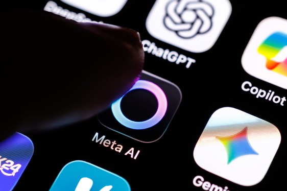 Meta adopts Tesla‑inspired tent strategy for new data‑center sites