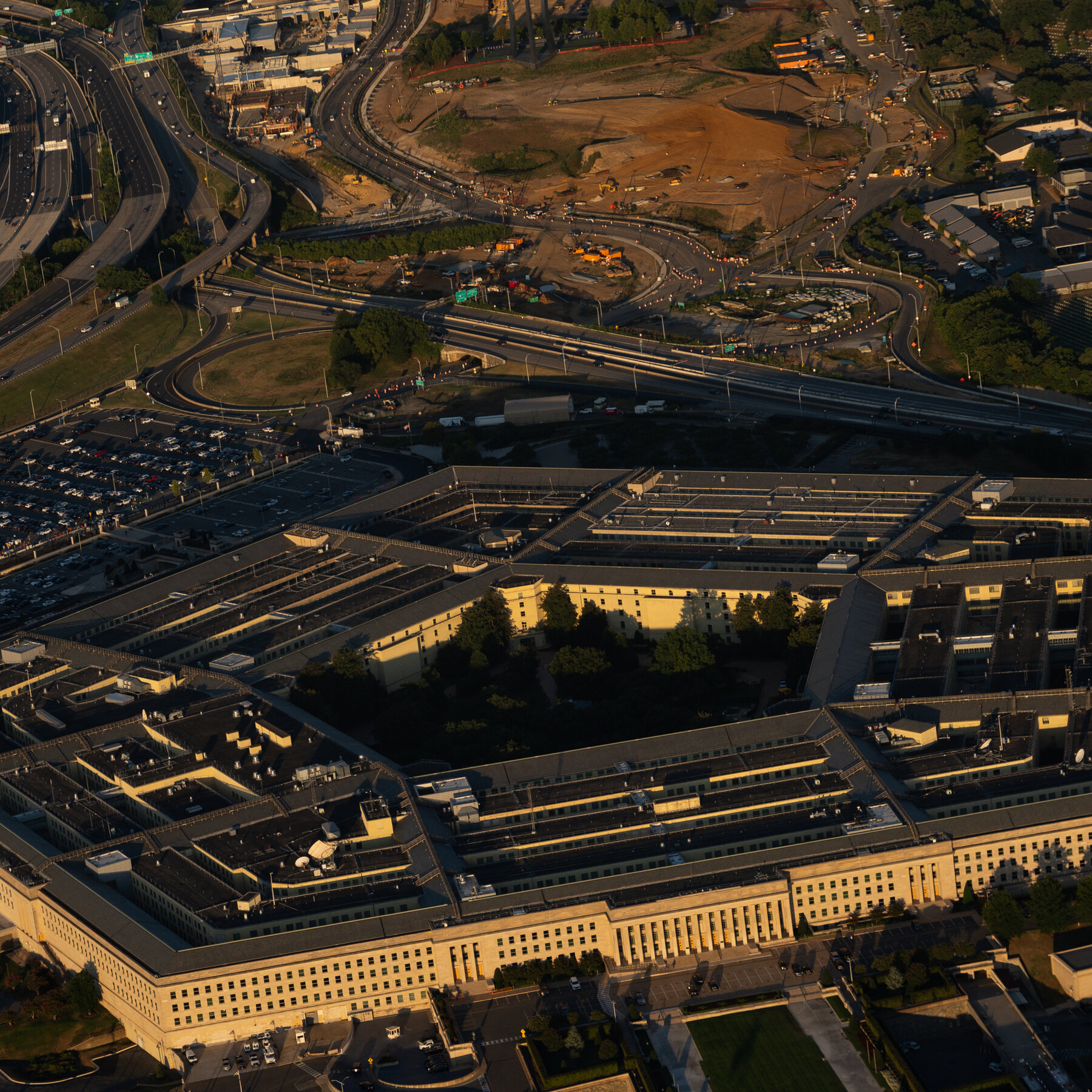 Pentagon Press Office Blocks Reporters as Defense Secretary Hegseth Tightens Media Access