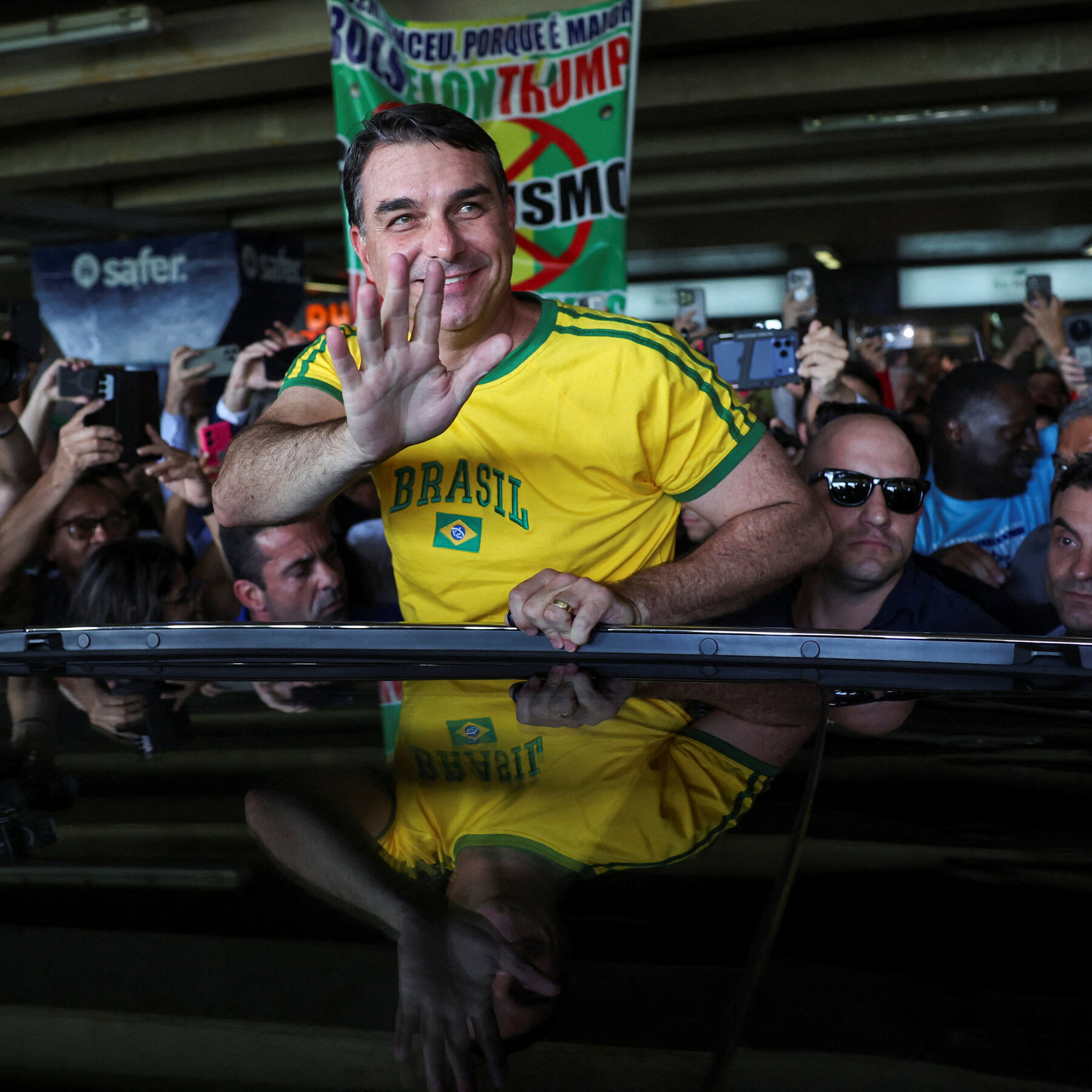 Trump Hosts New Bolsonaro Ally at White House, Sparking Fresh Rift with Brazil