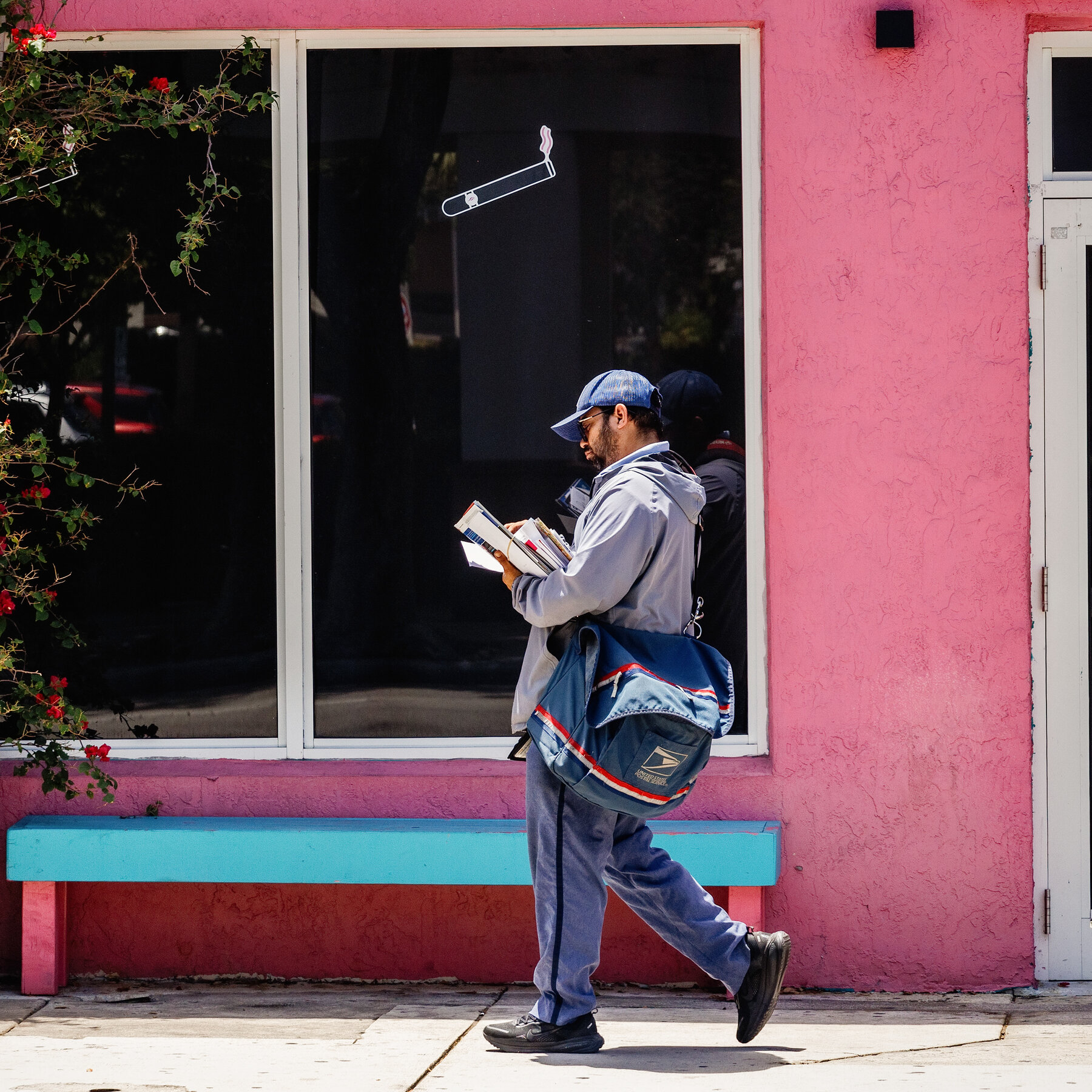US Postal Service frees cash to sustain operations for several years after halting retirement fund payments