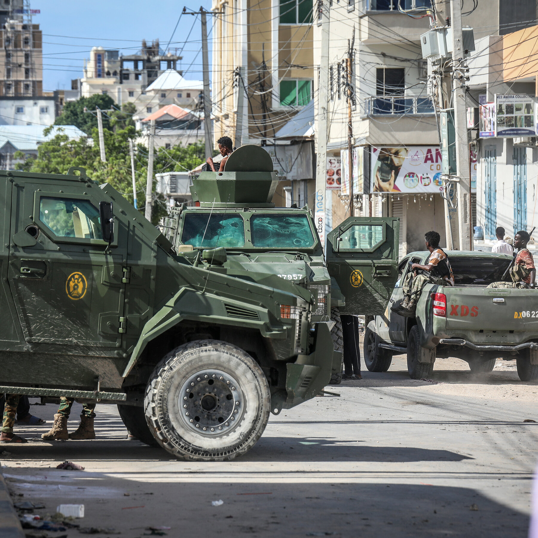 Armed groups clash in Mogadishu, sparking worst violence in years