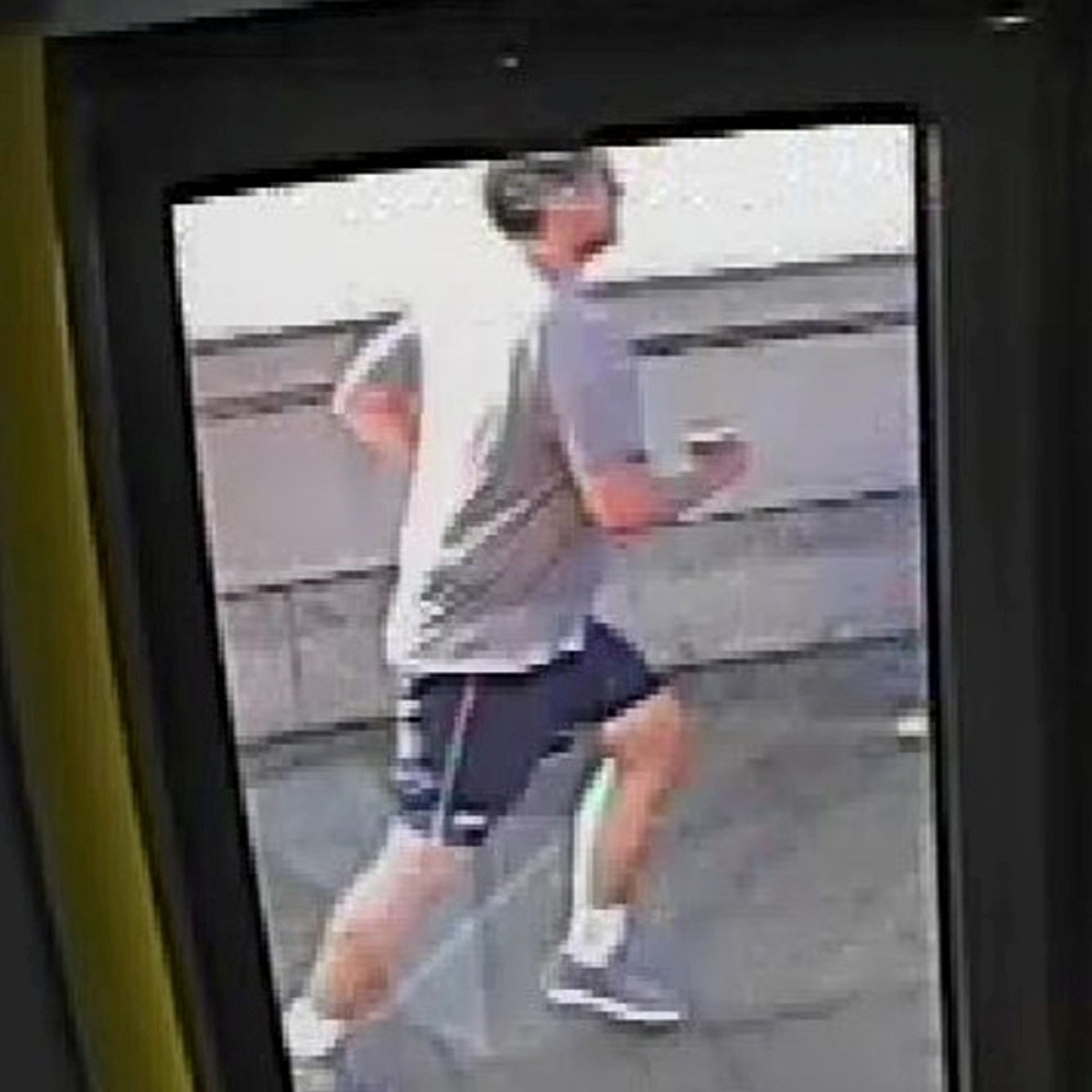London Man Arrested for Allegedly Shoving Woman into Bus Lane on Putney Bridge