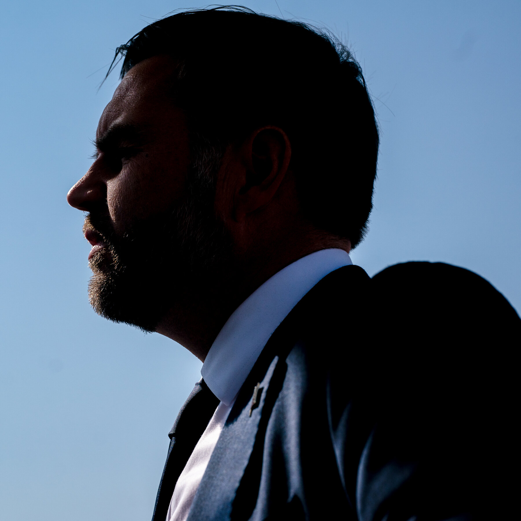 JD Vance's Memoir Reveals Vatican Meeting, Disavows 'Childless Cat Ladies' Comment
