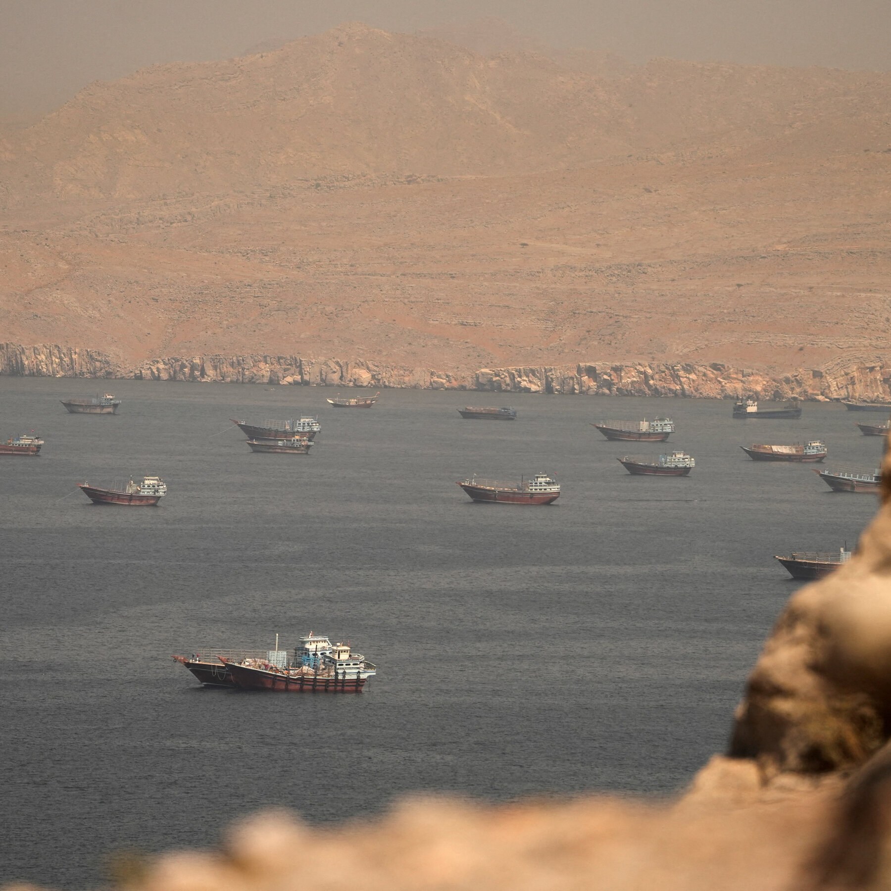Oil Prices Stabilize Amid Growing Doubts Over U.S.-Iran War‑Ceasefire Deal