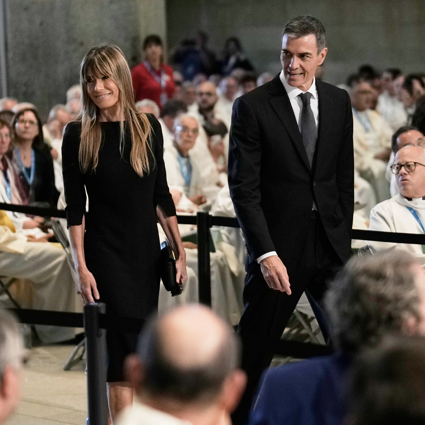 Spain’s Prime Minister’s Wife Faces Graft Probe, Potentially Benefiting Pedro Sánchez