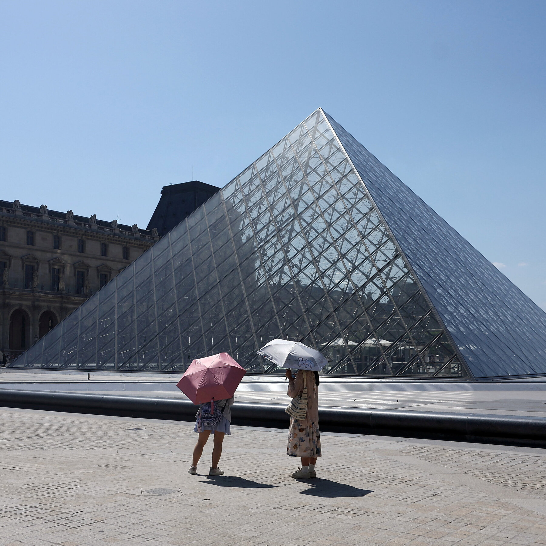 European Museums Become Cooling Havens Amid Heatwaves; Some Face Operational Challenges