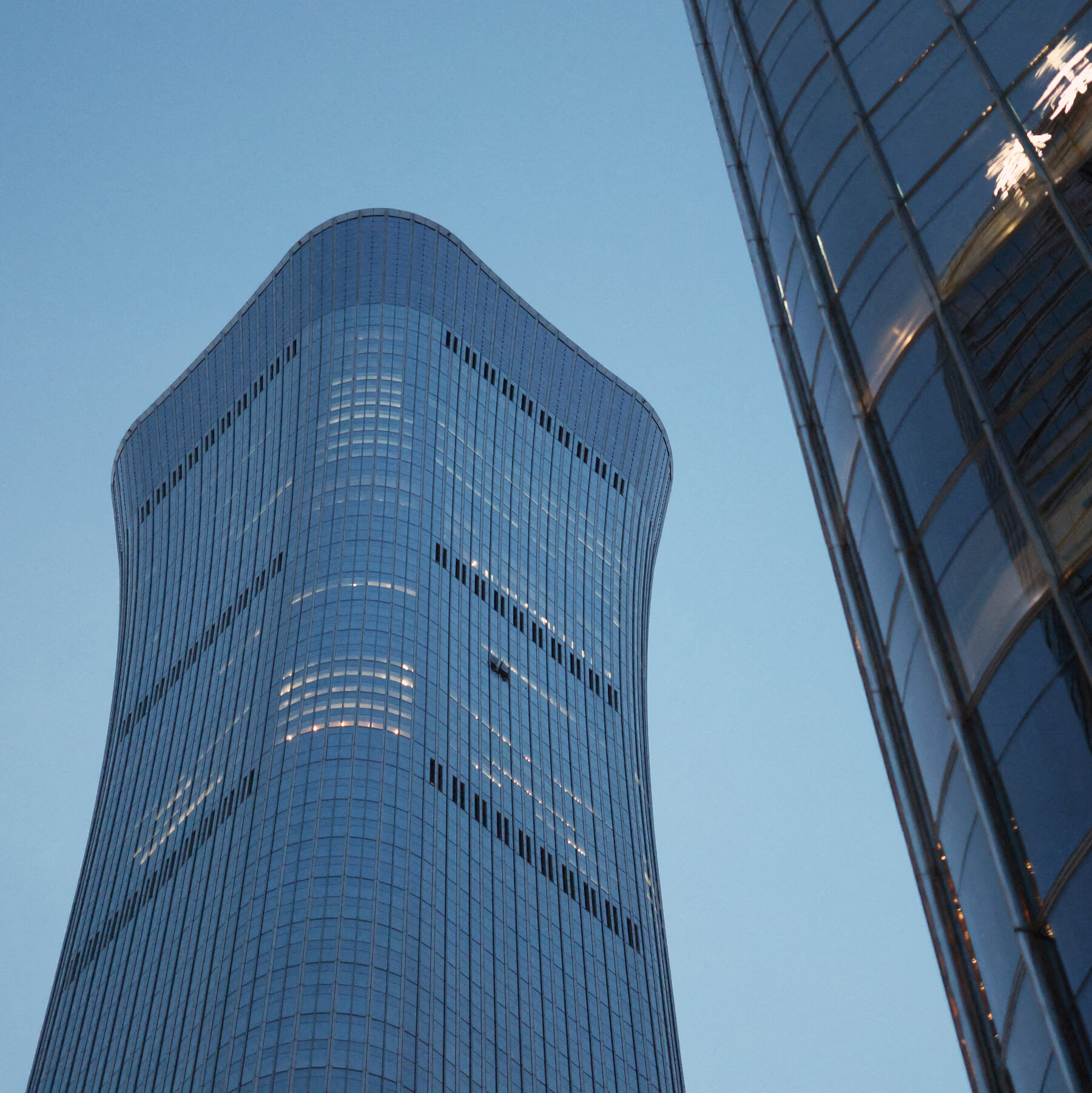 Small Plane Crashes Into Beijing's Tallest Building