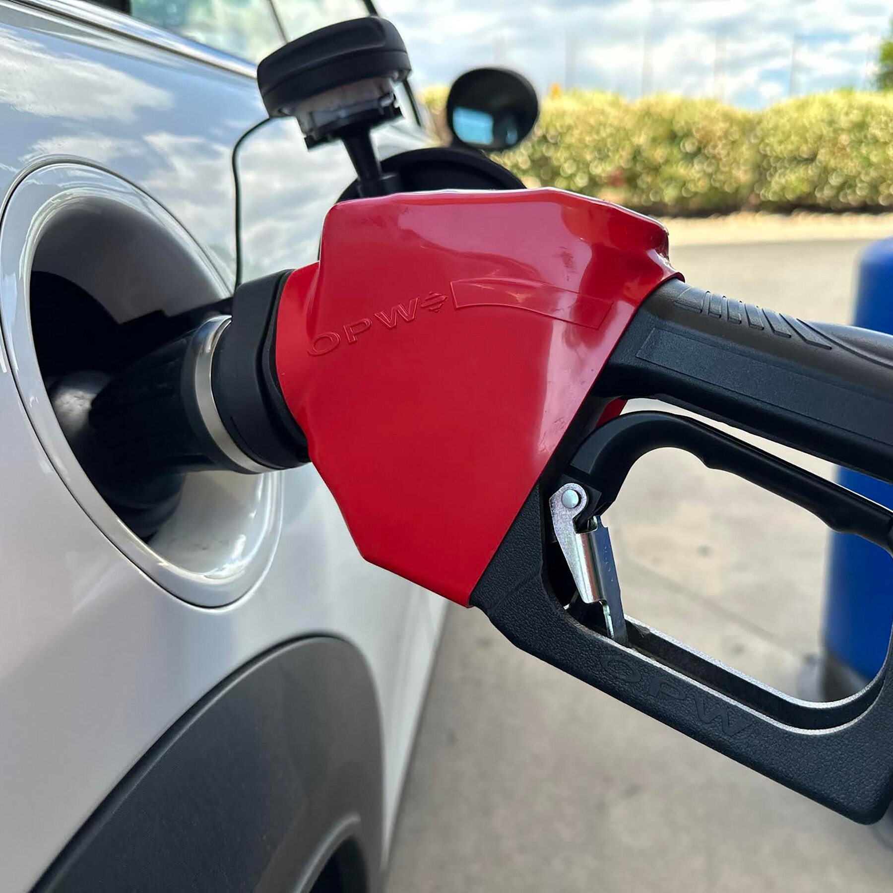 Oil Prices Slip Back to Prewar Levels Four Months After Conflict Began