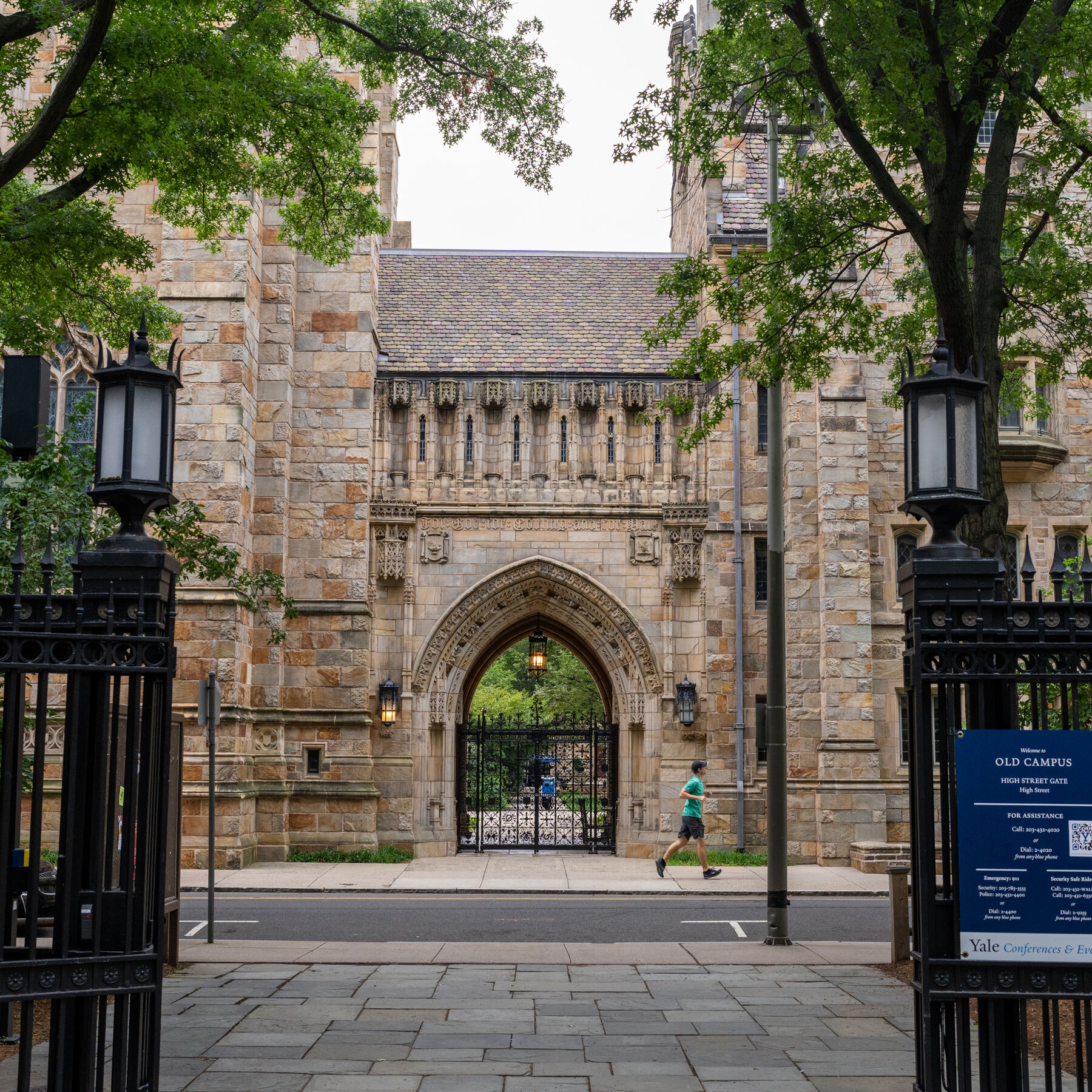 Yale Engages Top Law Firm to Negotiate Deal with Justice Department Over Admissions Discrimination Claims
