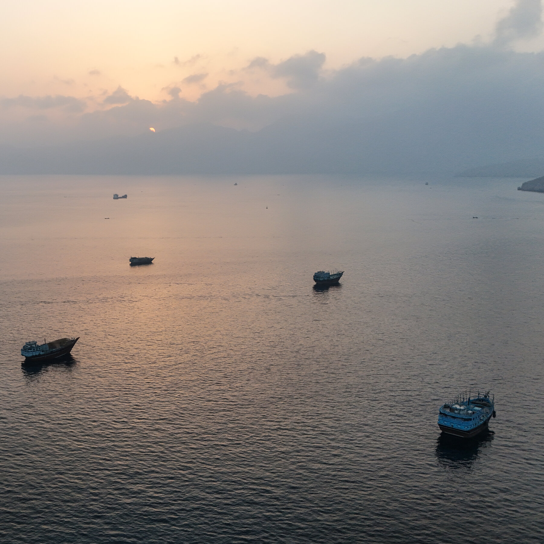 Iran Threatens Cease‑Fire to Keep Strait of Hormuz Leverage in U.S. Talks