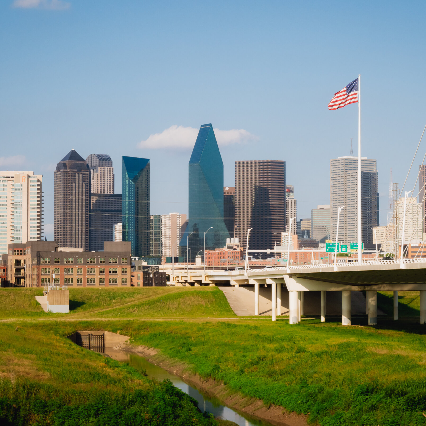 Trump Calls for Republican Midterm Convention in Dallas This September