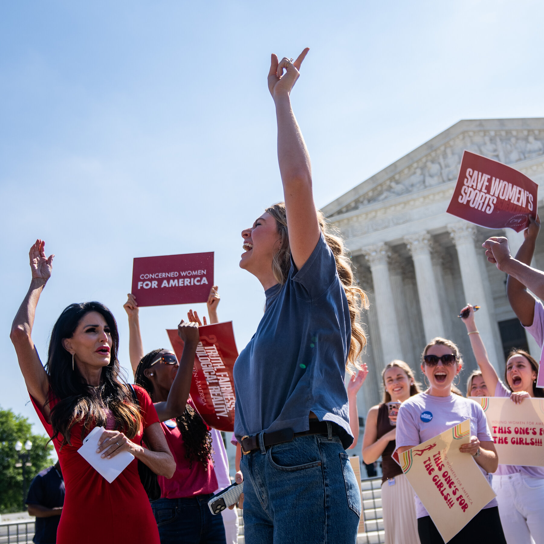 Supreme Court’s Transformative Term Curbs Trump Policies While Securing Major Conservative Victories