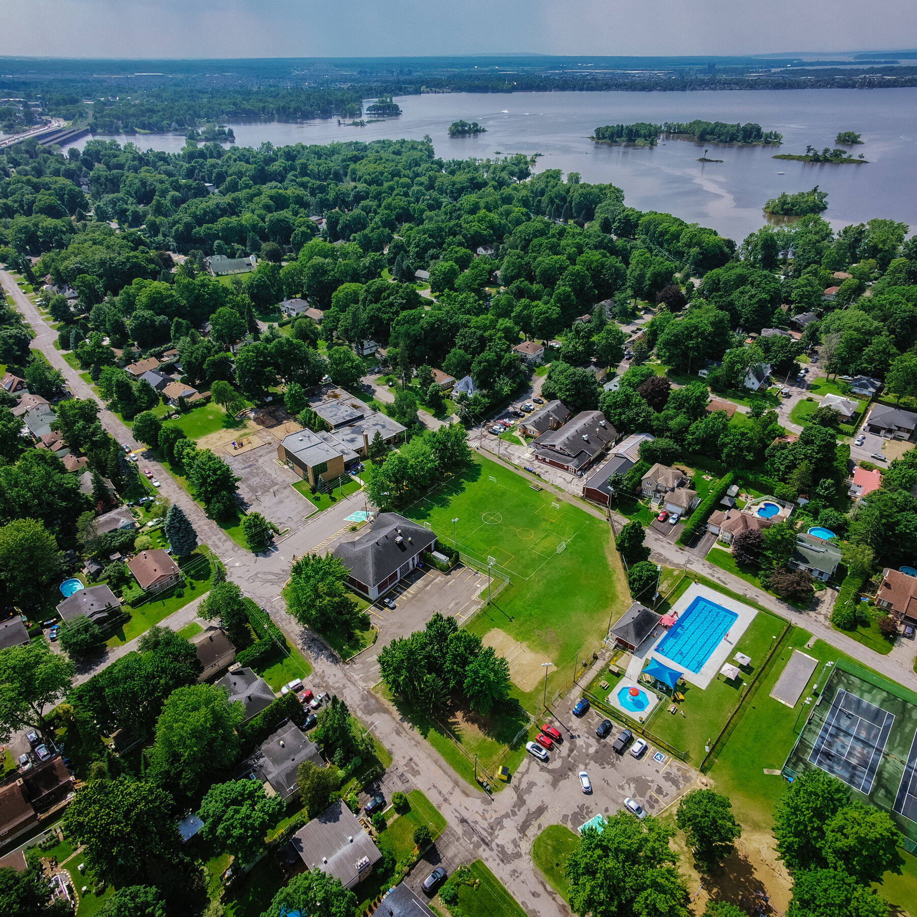 Terrasse‑Vaudreuil Passes Resolution to Safeguard Trees as Living Allies