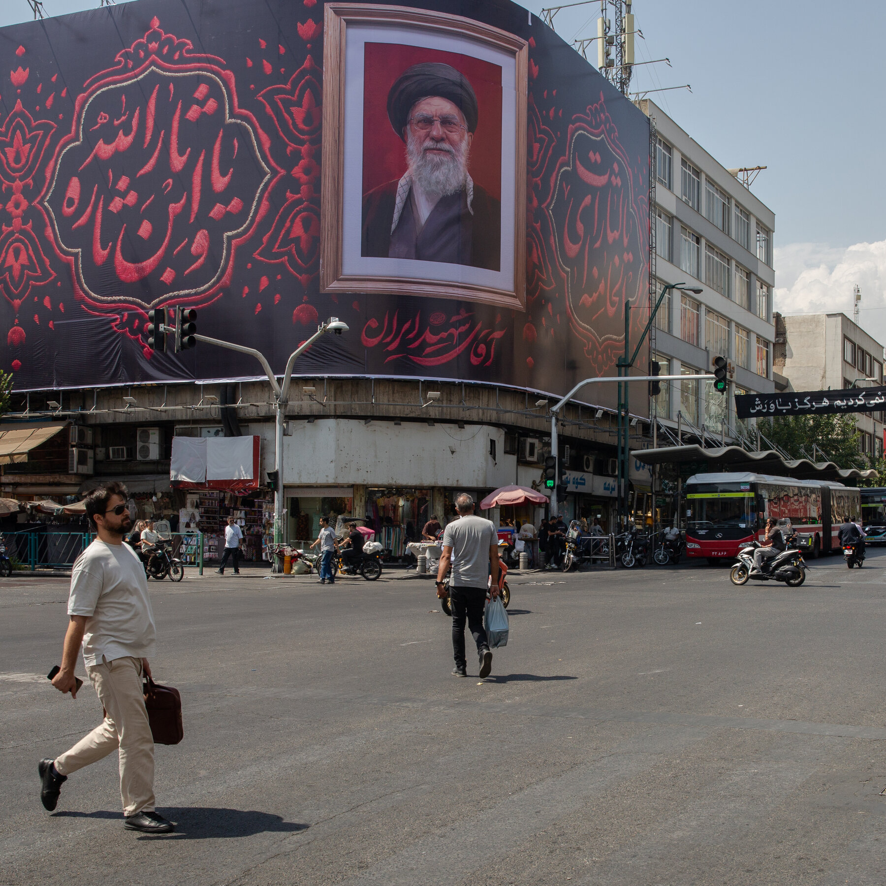 Iran to Begin Delayed Funeral for Ayatollah Ali Khamenei, Marking Mass Mourning Across Two Countries