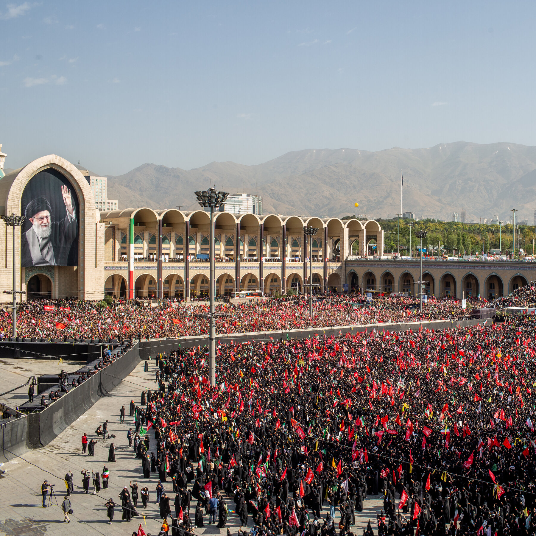 Massive Turnout in Tehran as Citizens View Ayatollah Ali Khamenei’s Casket at State Funeral