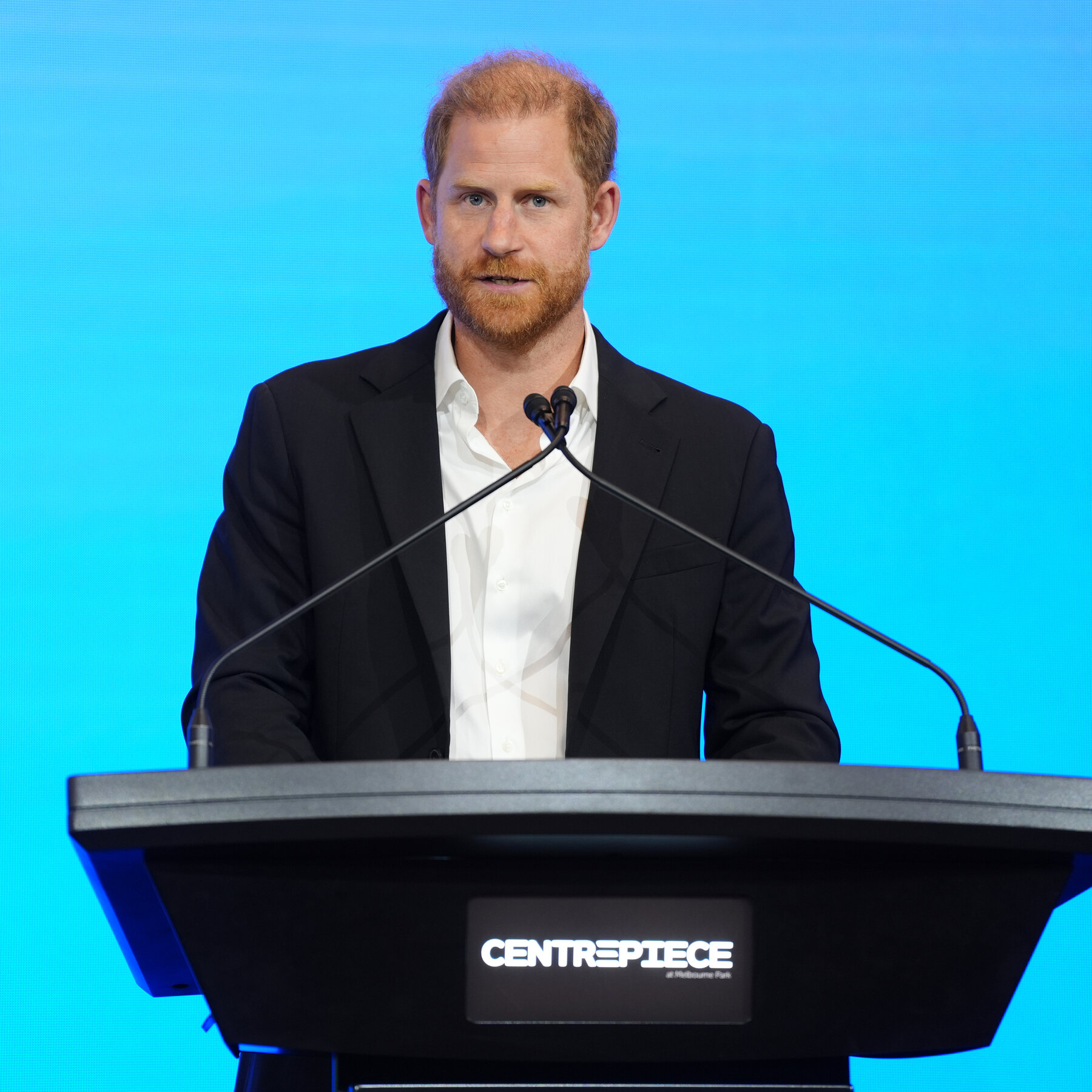 Prince Harry to Arrive in London Solo as Meghan and Children May Join Him Elsewhere