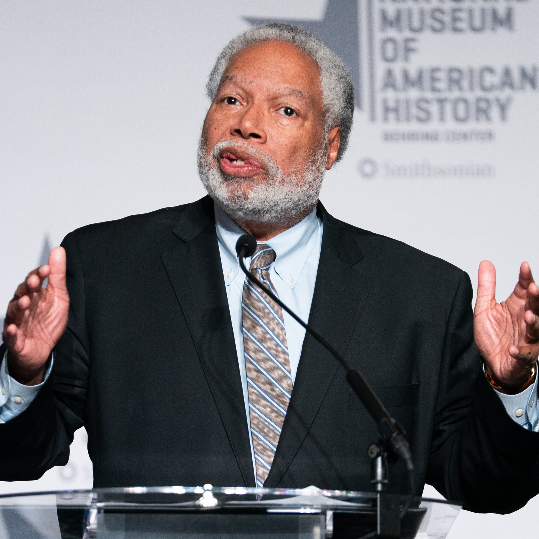 Smithsonian Secretary Defends American History Museum After White House Report
