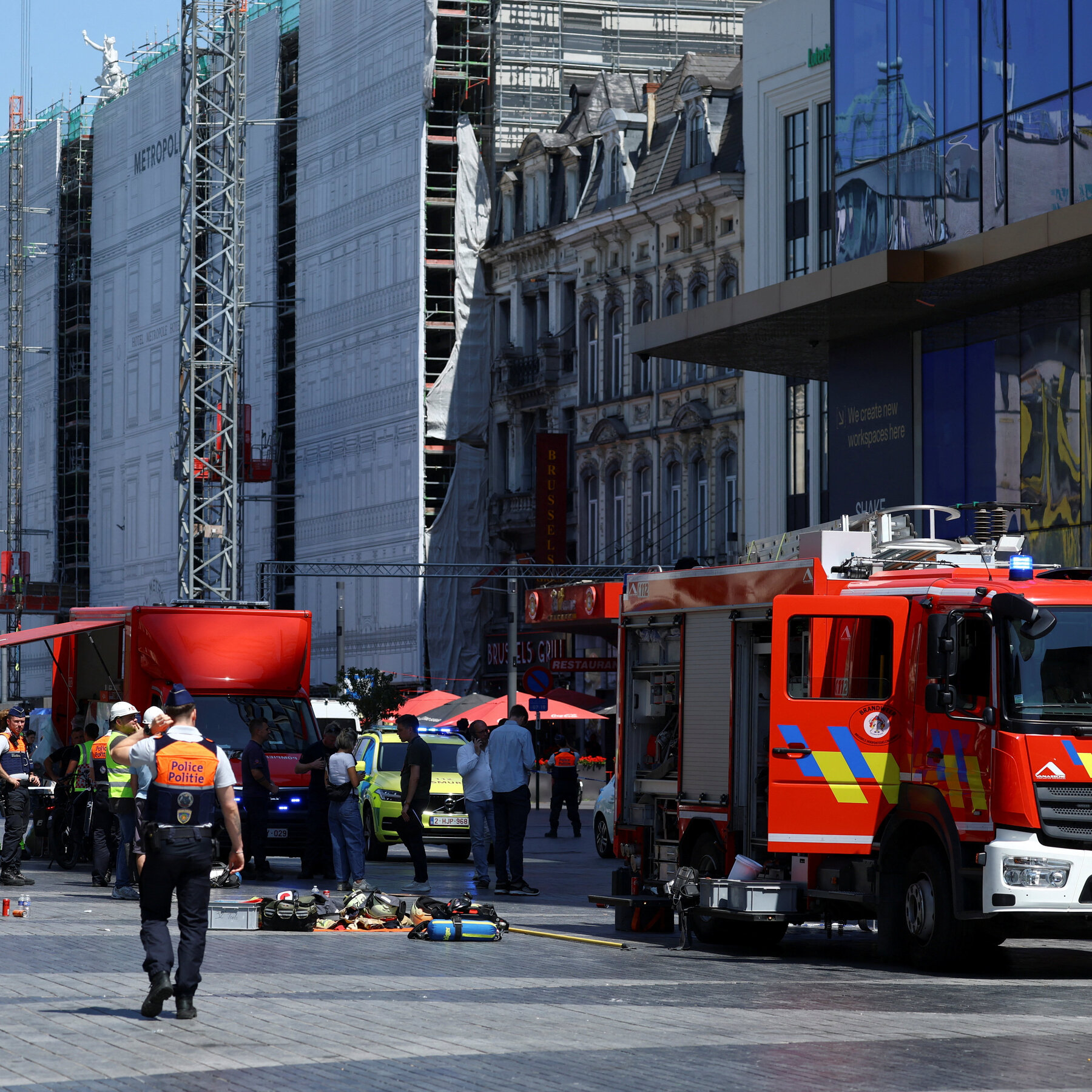 Six People Found Dead in Elevator After Fire at Brussels' Oxy Building