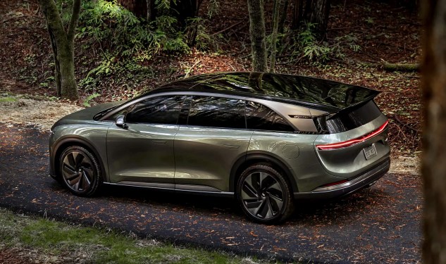 Lucid Motors Refutes Bankruptcy Rumors Amid Gravity SUV Spotlight
