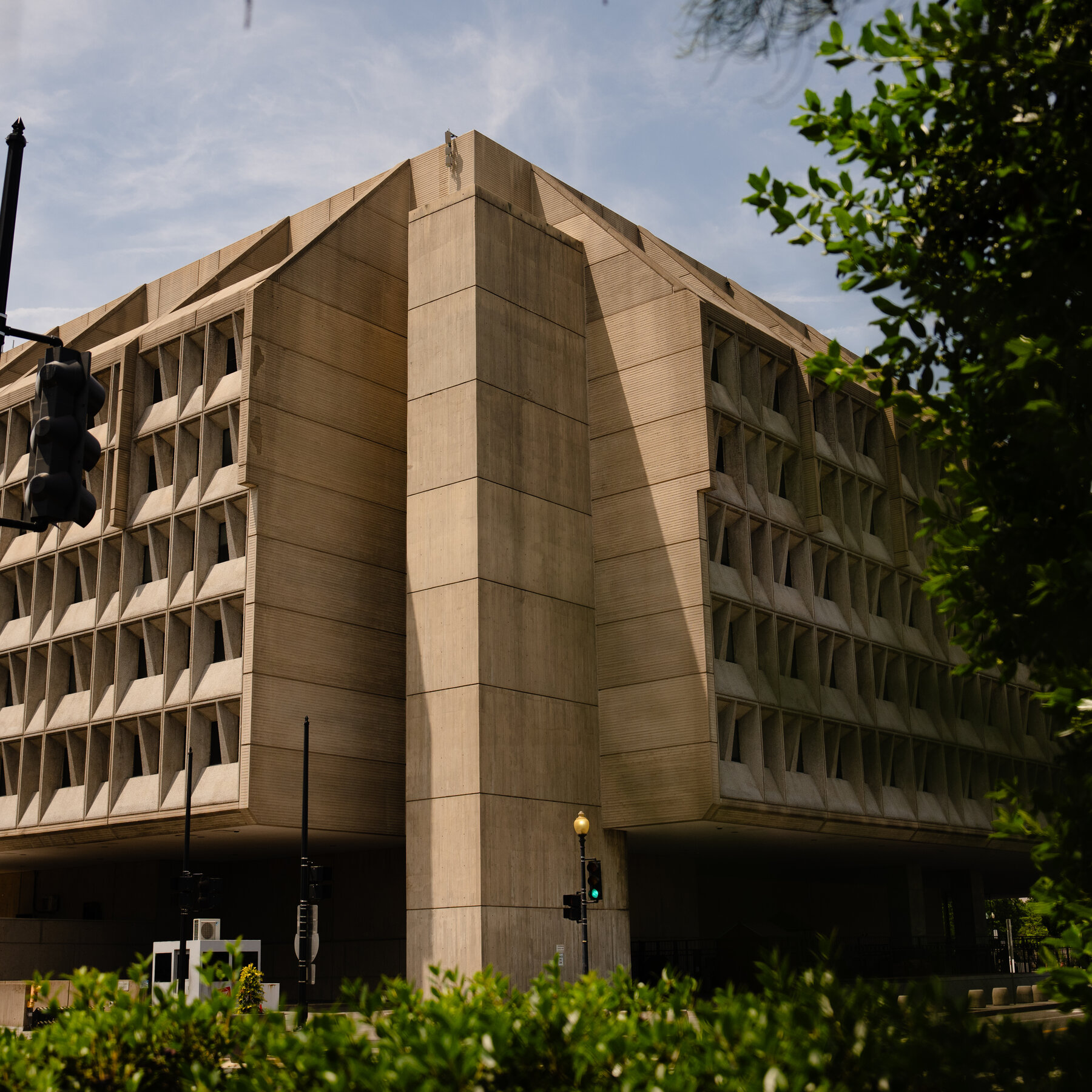 Health Department Lifts $10 Billion Funding Freeze for Five Democratic States