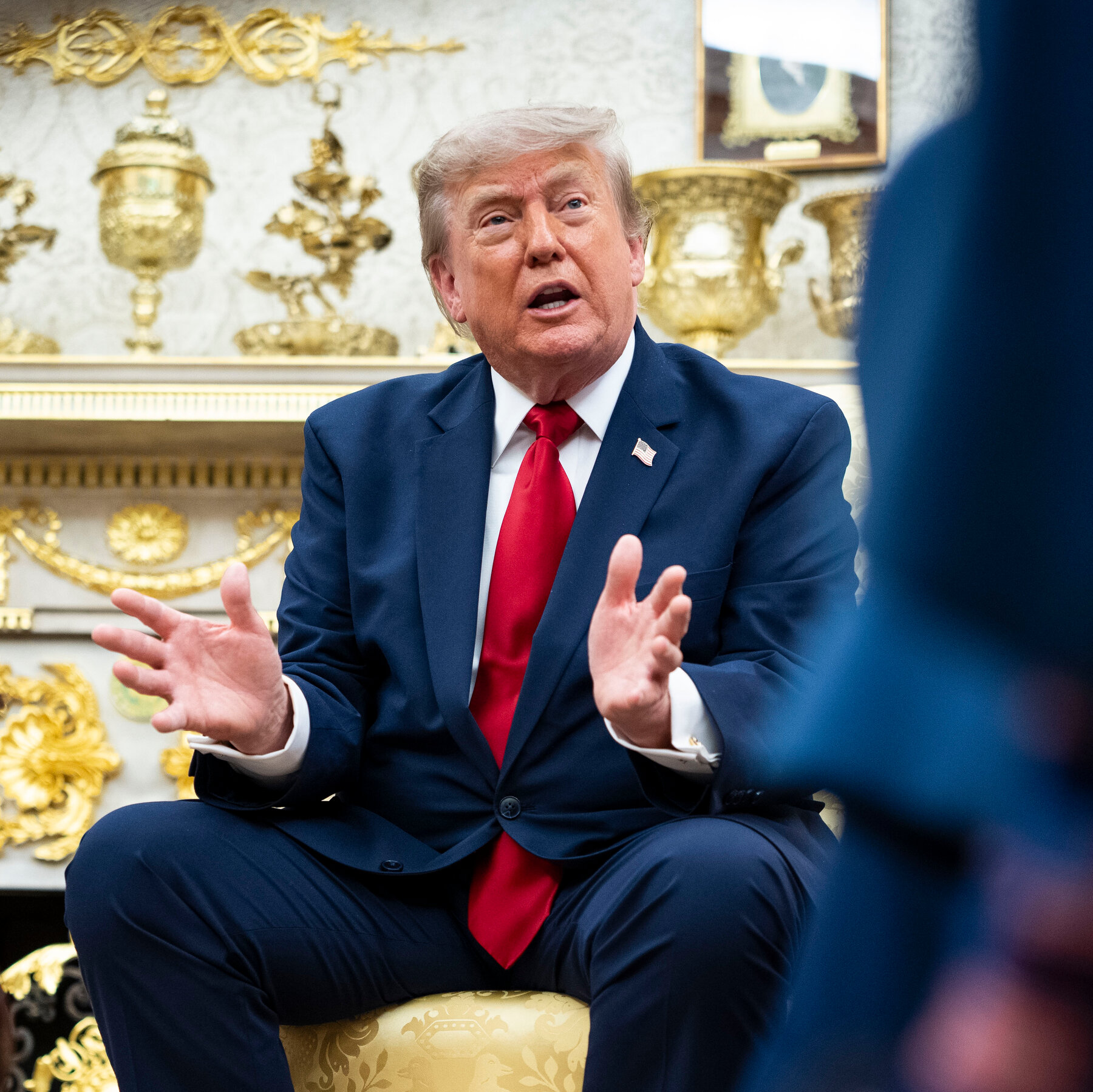 Trump urges ICE to restart vehicle stops after agency pauses following shootings