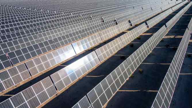 Google’s largest clean‑energy project in Nevada sits 40 miles north of xAI’s unpermitted gas plant