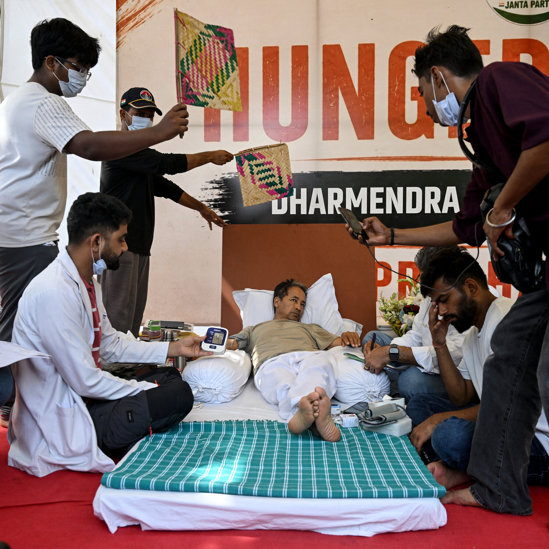59-Year-Old Activist Sonam Wangchuk Begins 19-Day Hunger Strike with Student-Led Education Reform Protest