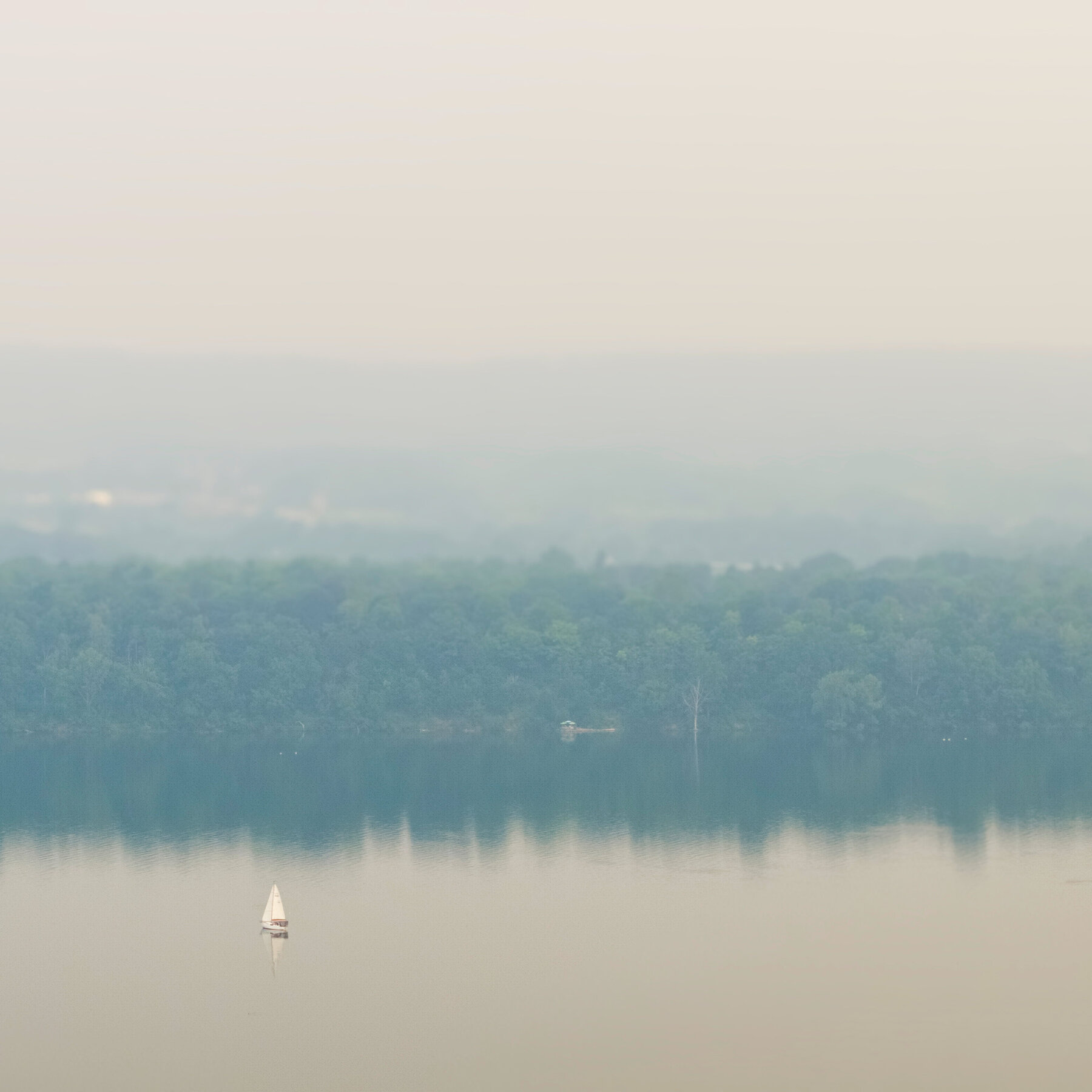Ontario’s Firefighting Budget Stretched as Hundreds of Canadian Wildfires Burn