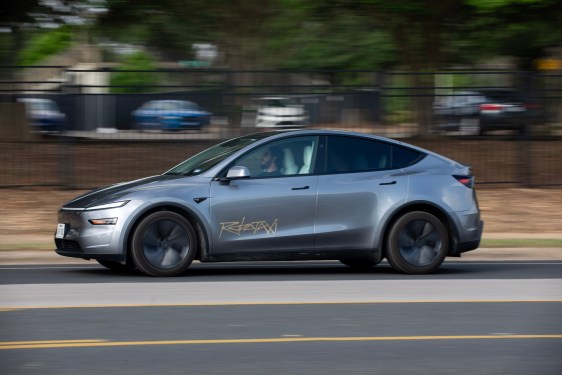 Tesla launches robotaxi pilot programs in Orlando and Tampa ahead of Q2 earnings