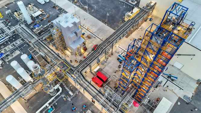 Sila raises $300M to expand battery materials plant despite EV slowdown