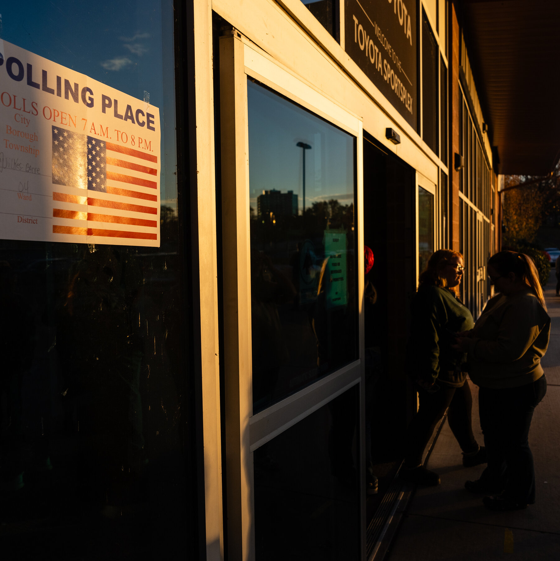 House Passes Bill to Restrict Congressional Stock Trading