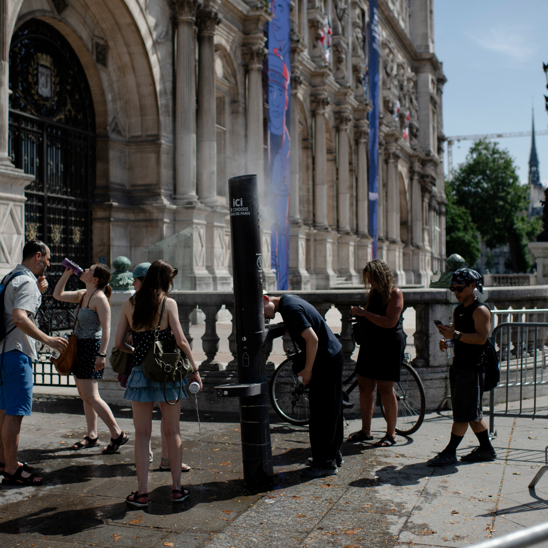 France Looks to Spain for Solutions to Prolonged Heatwaves