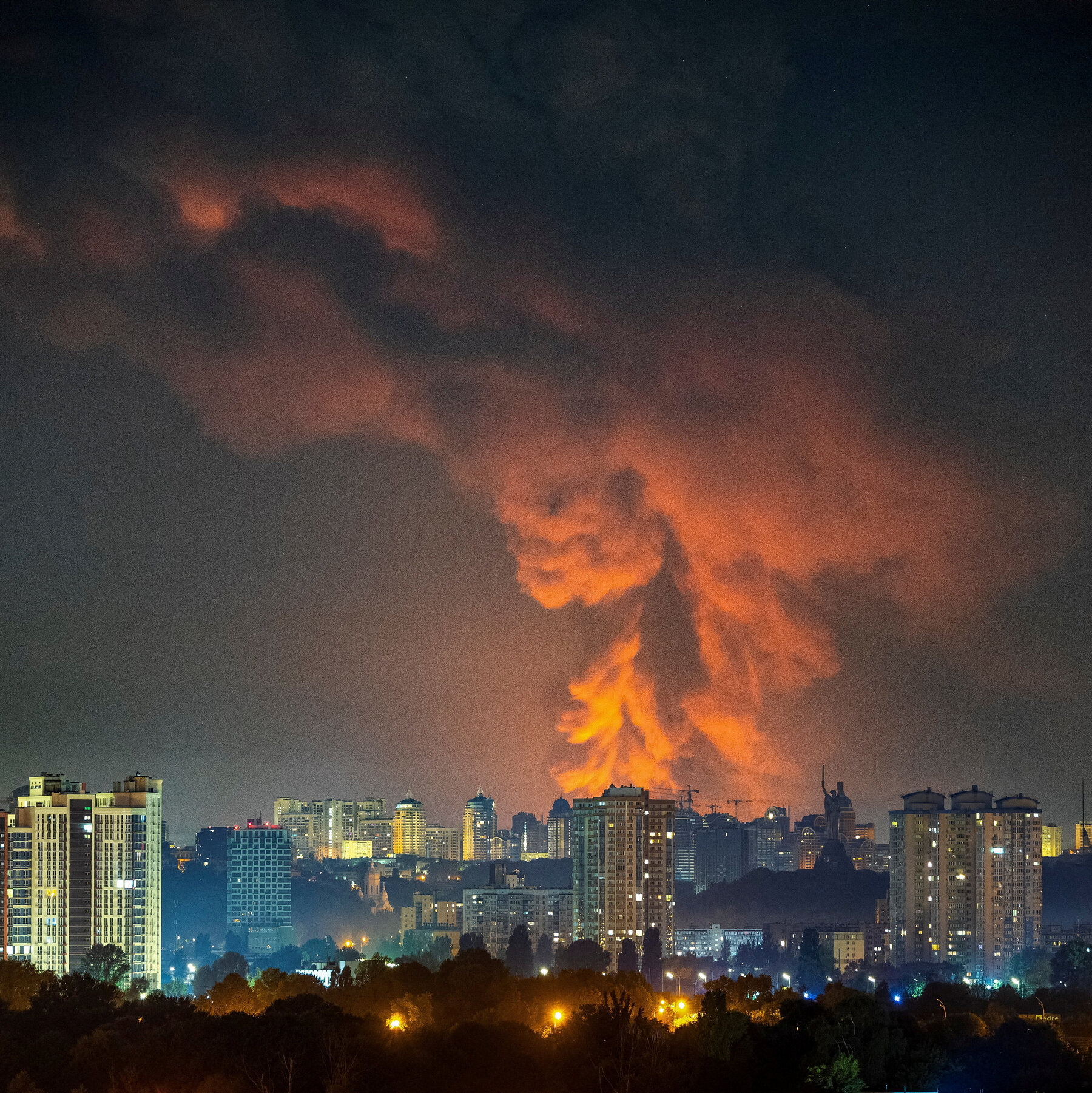 Deadly Missile Attack on Kyiv Highlights Critical Shortage of Ukraine Air Defenses