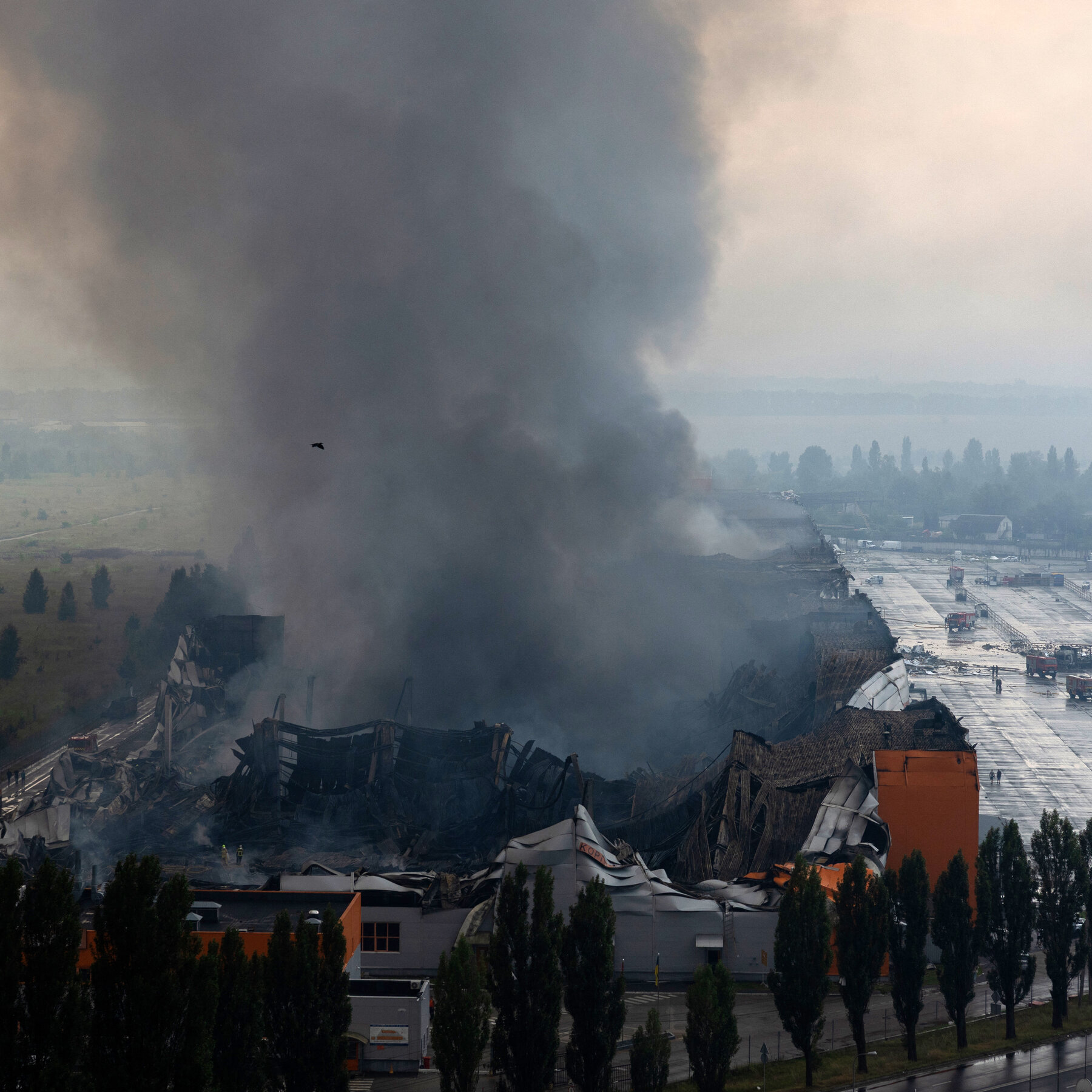 Ukraine Urges Global Allies for More Air Defenses Amid Growing Hesitation