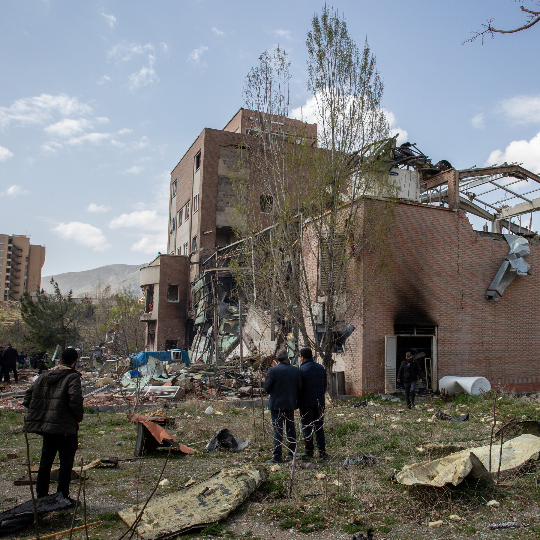 U.S. Weapons Depleted in Iran Conflict as Rivals Watch Closely