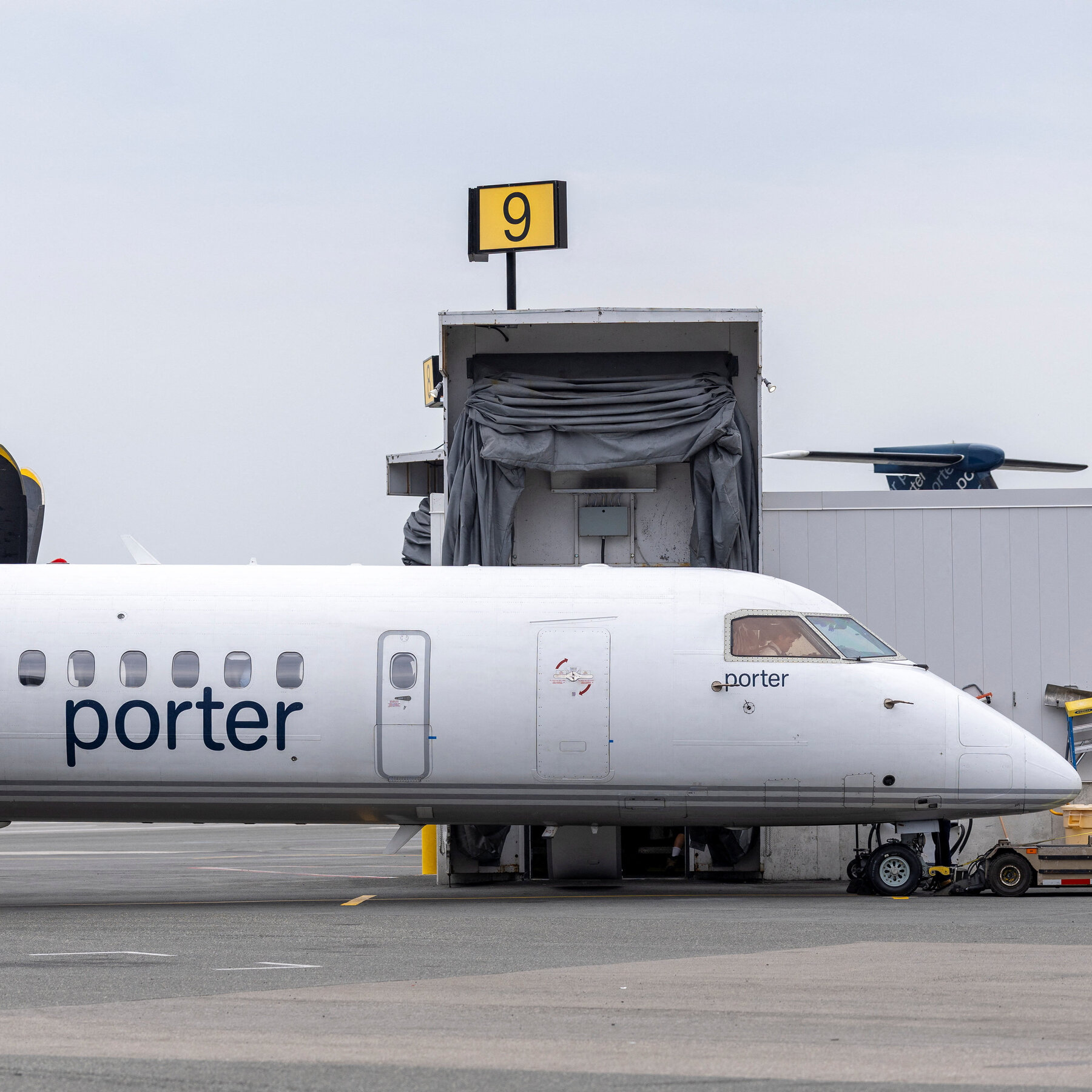 Porter Airlines Flight Canceled After Child Refuses to Sit and Buckle Up