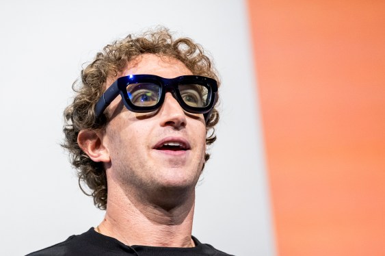 Meta Unveils Glimmer Project Highlighting Zuckerberg Vision