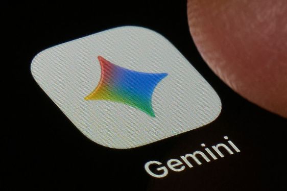 Google Now Permits Users to Remove Visible Watermarks From Its Generated Images