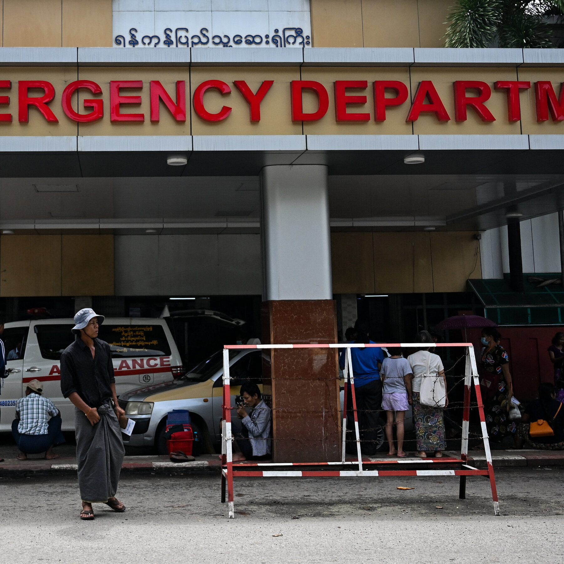 Cholera Outbreak Strikes Myanmar's Largest City Amid Ongoing Conflict