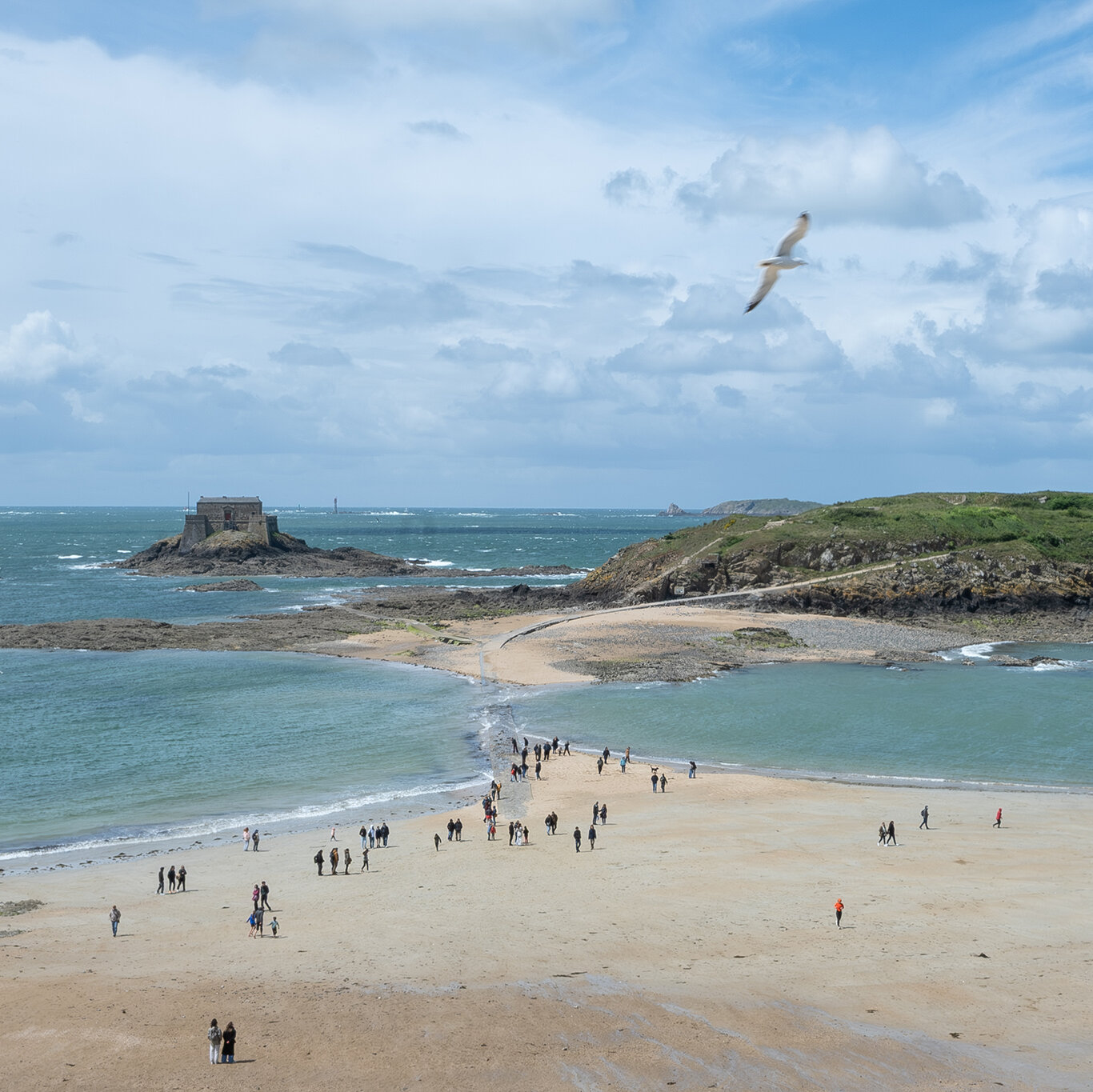 France's Emerald Coast Offers Cool Retreat Amid European Heat
