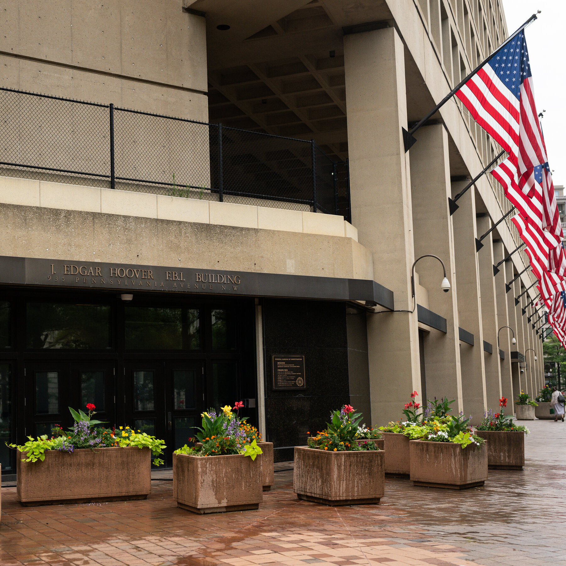 Judge Blocks Trump Administration Plan to Scrap F.B.I. Move to Maryland