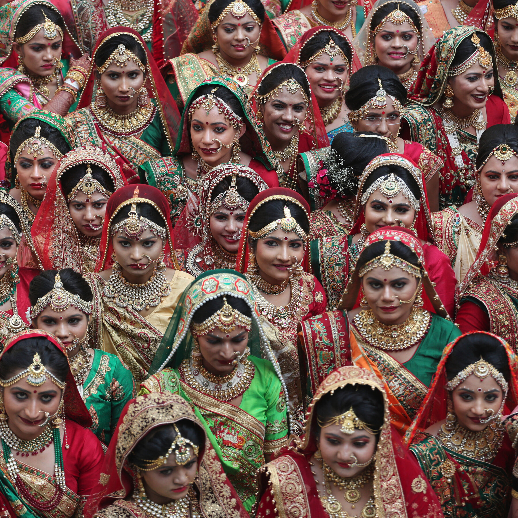 Mass Wedding Fraud in India Leaves Dozens of Grooms Without Brides