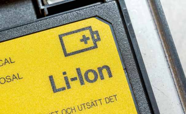 US battery startups find a crucial lifeline in the defense sector