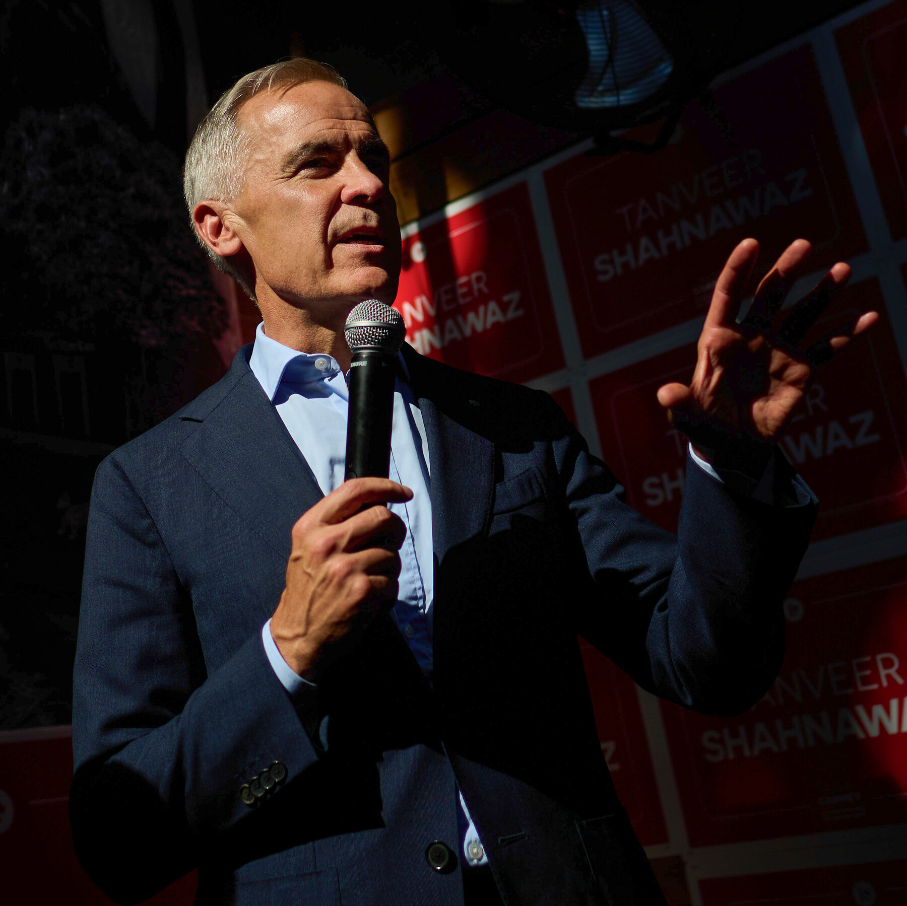 Carney Stands Up to Trump in Trade War Despite the Risks