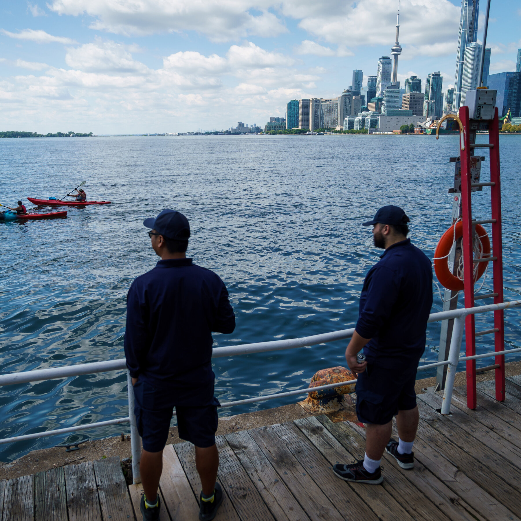 Navigation and Map Applications Handle Lake Ontario Renaming Differently