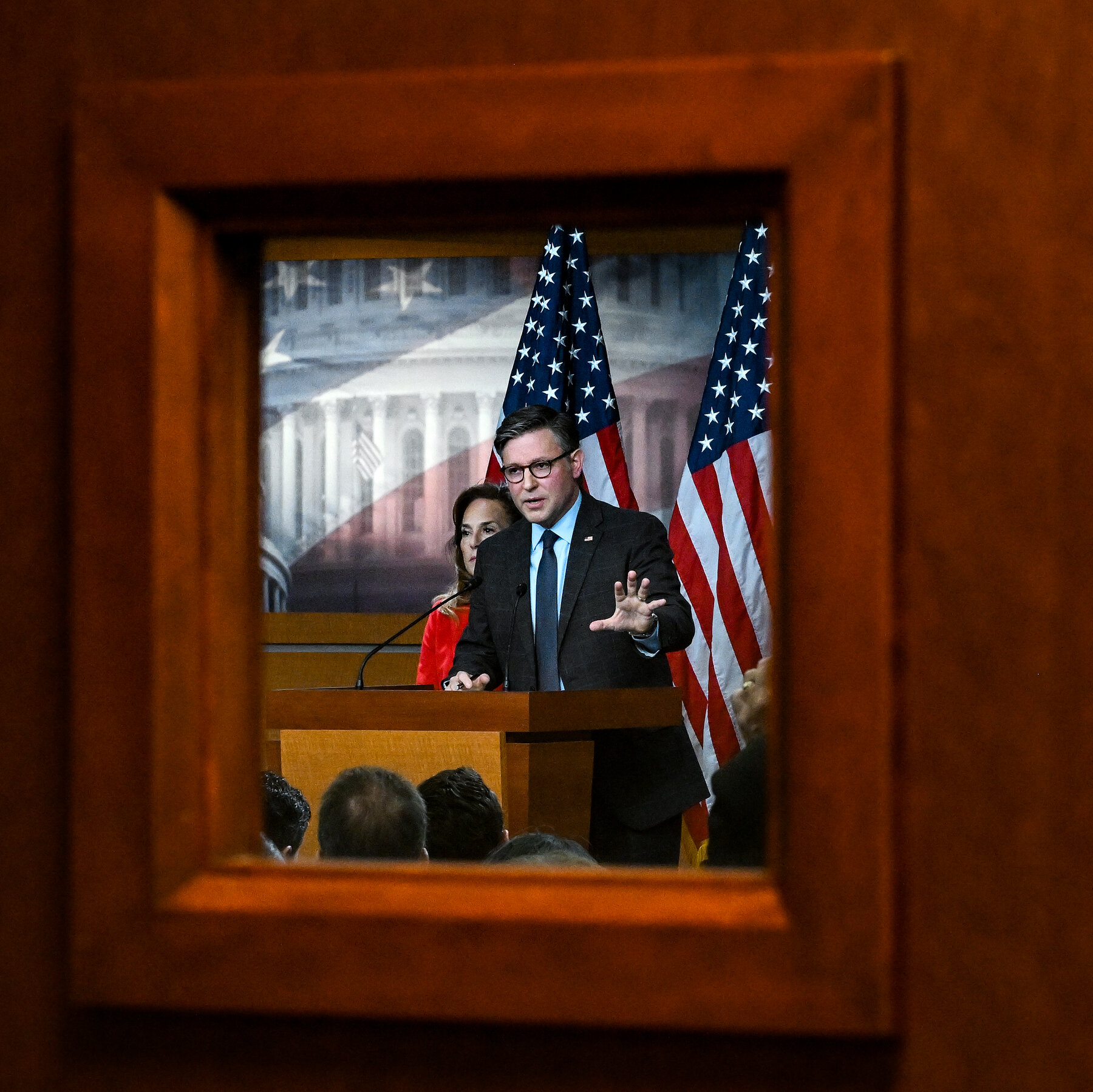 House Clears Bill to Avert an Election-Season Shutdown