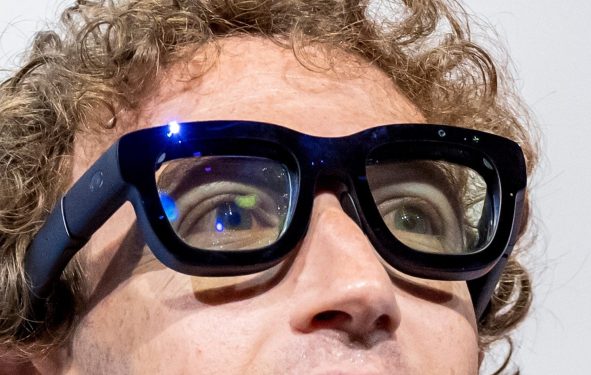 Norway Evaluates Potential Ban on Camera-Equipped Wearable Devices