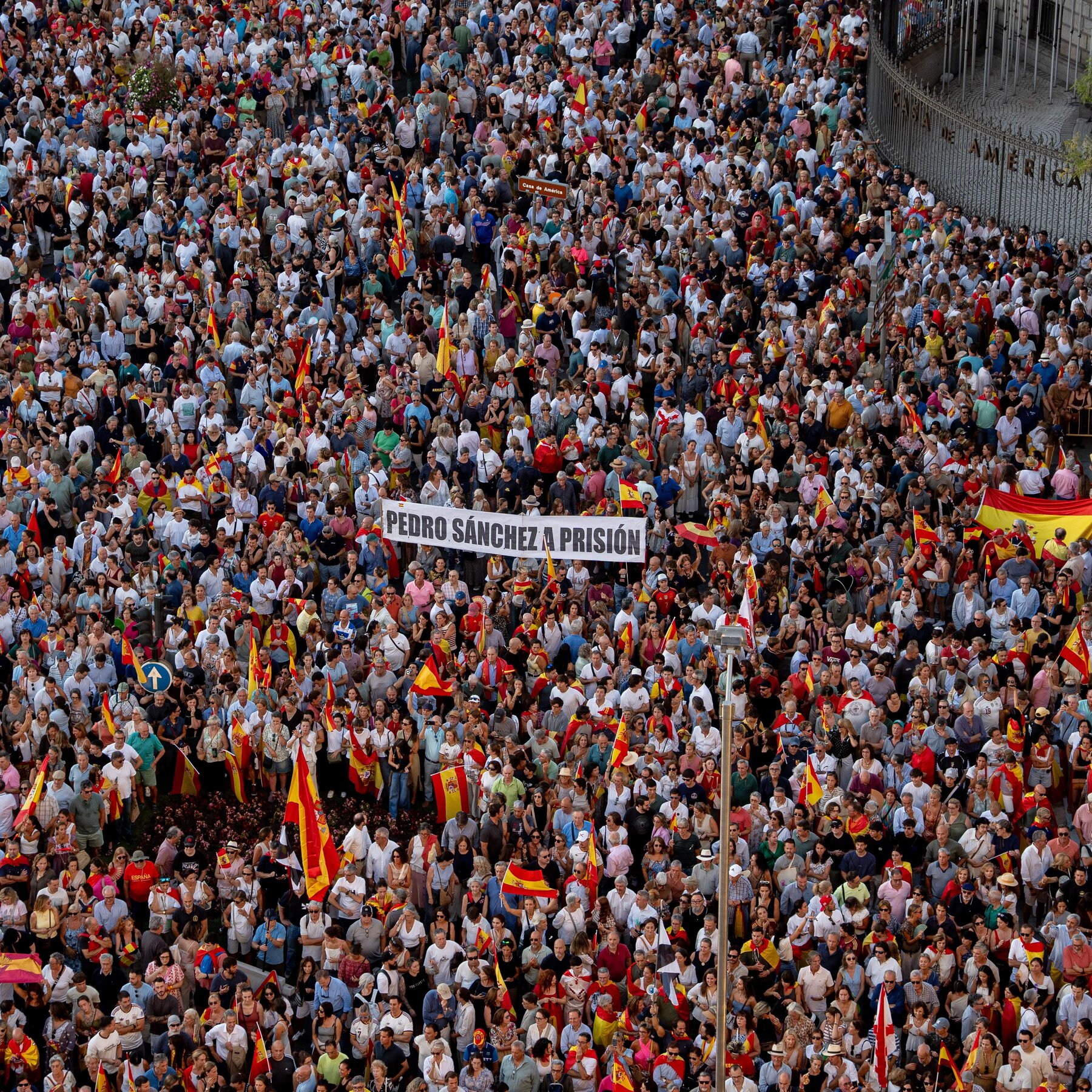 Spain's Prime Minister Questions Morocco Border Control Amid Migrant Surge in Ceuta