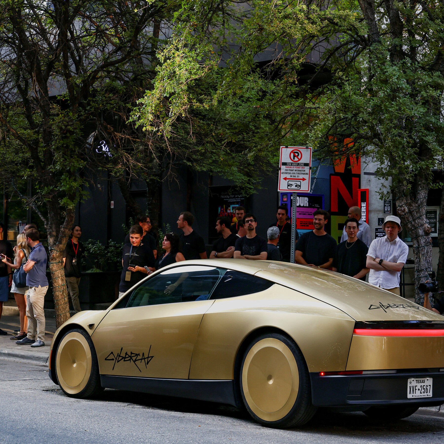 Federal Regulators Launch Investigation Into Tesla's New Cybercab