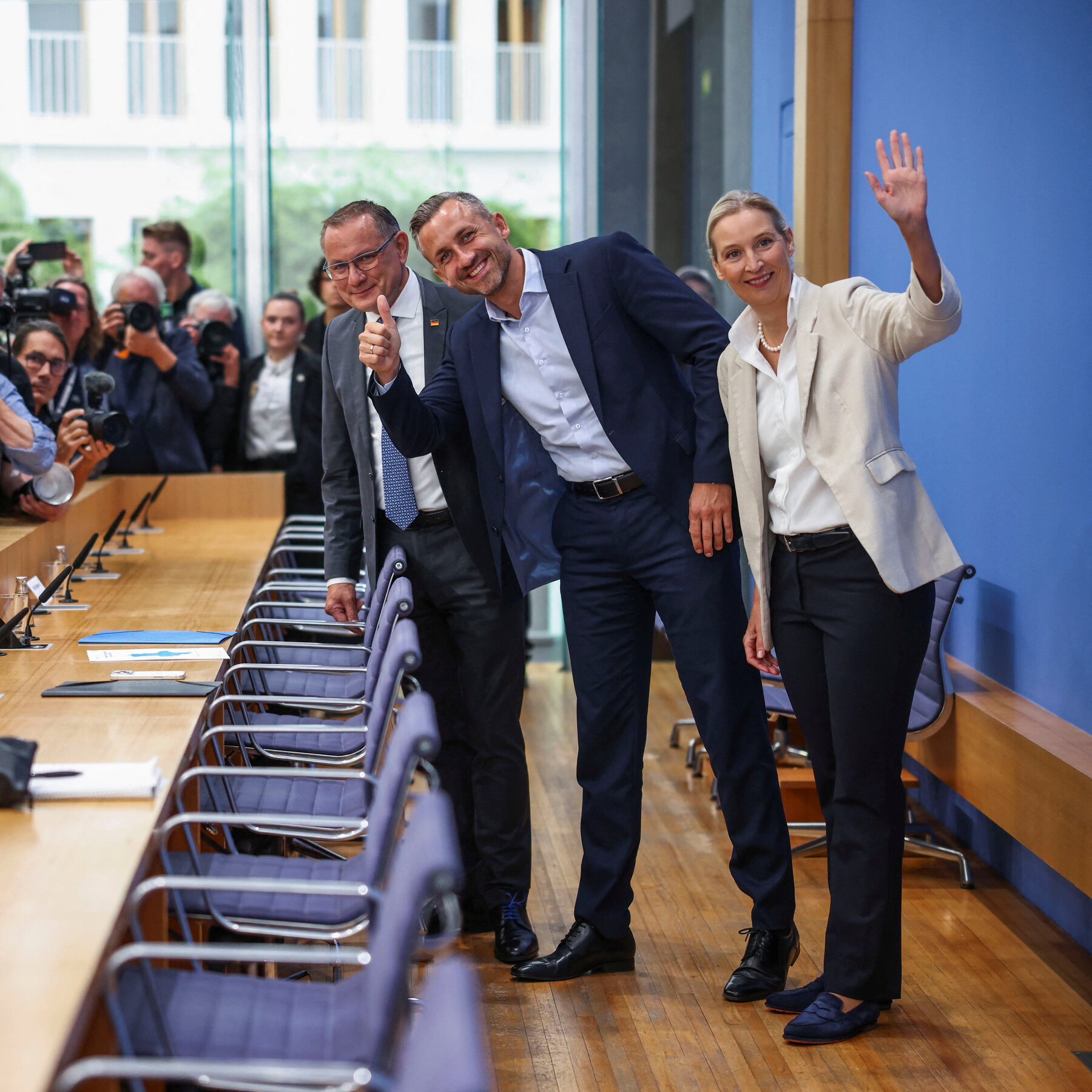 German Far-Right Faces Hurdles to Form Government Despite State Election Victory